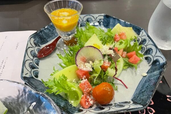 スイカとメロンのサラダ仕立て