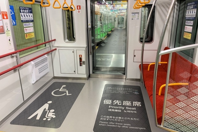 シルバーシートは何歳から？65歳基準と利用マナー完全ガイド